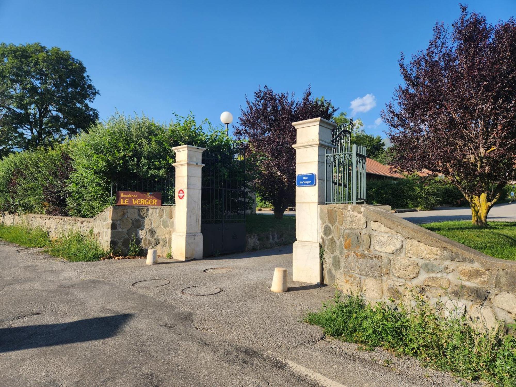 T3 Avec Jardin Proche Village *