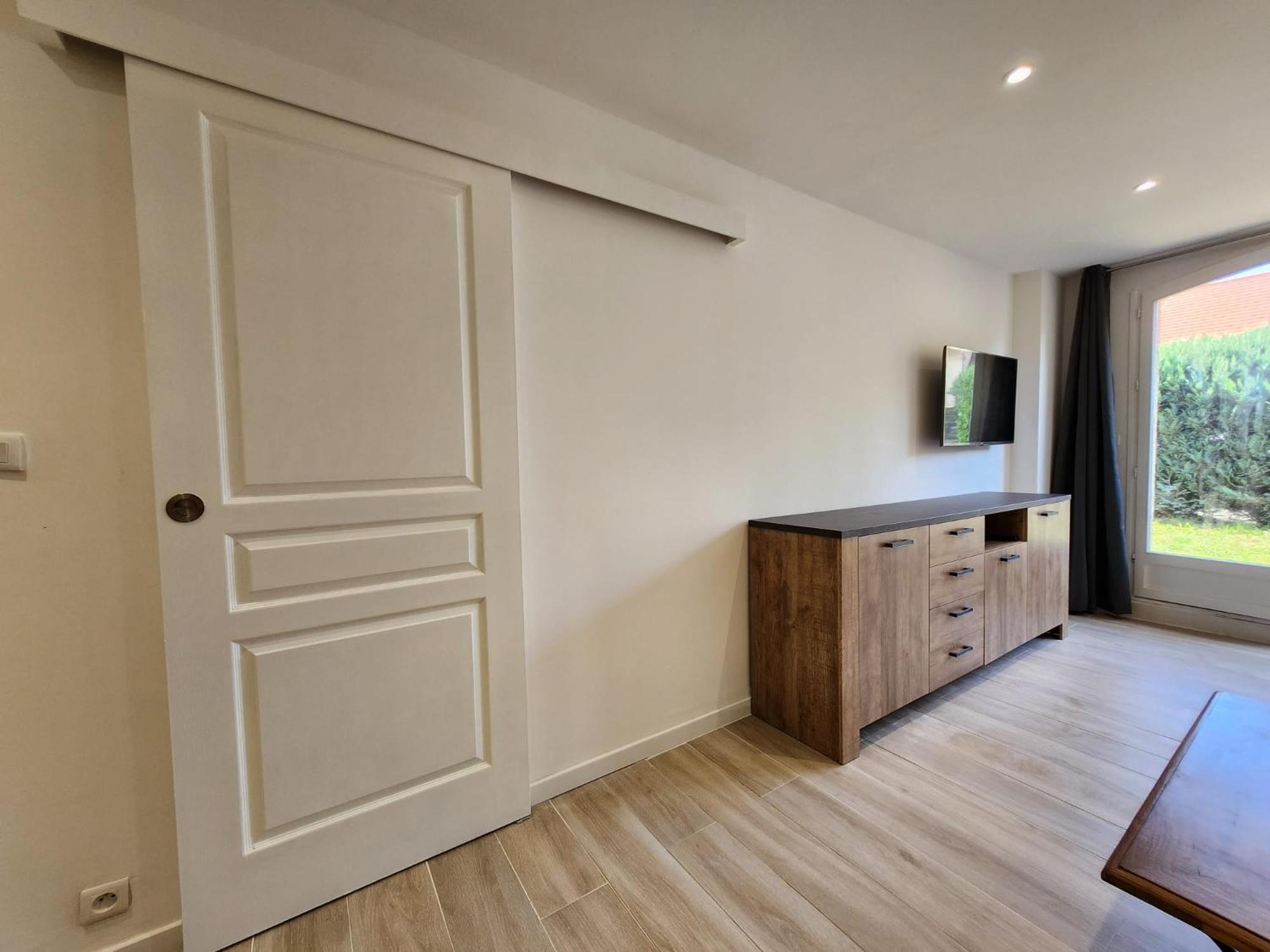 Appartement T3 Avec Jardin Proche Village
