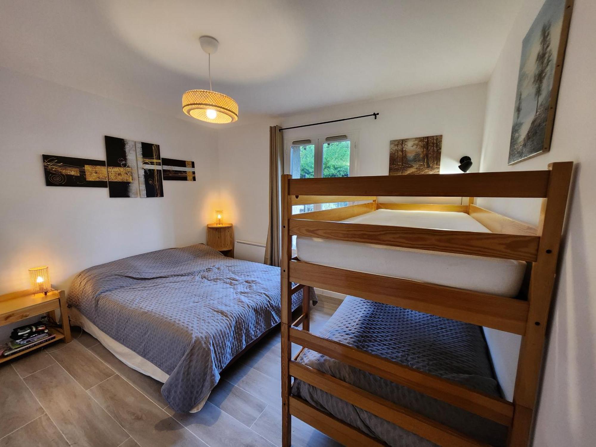 T3 Avec Jardin Proche Village Apartment *